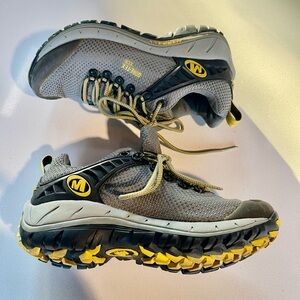 Merrell Stormrider sage Women's Goretex XCR Outdoor Lace Up Hiking Shoes sz 6.5